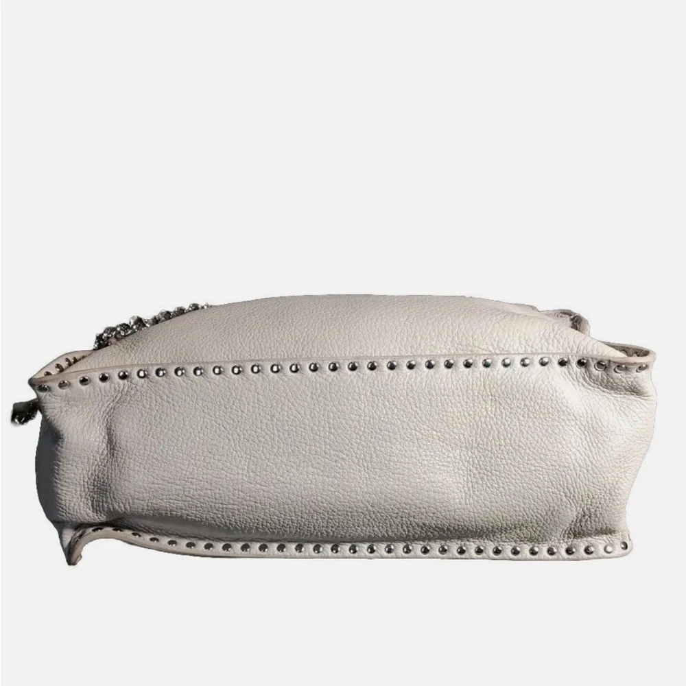 Michael Kors Cream Shoulder Bag with Chain Straps and Textured Leather - Picture 7 of 10